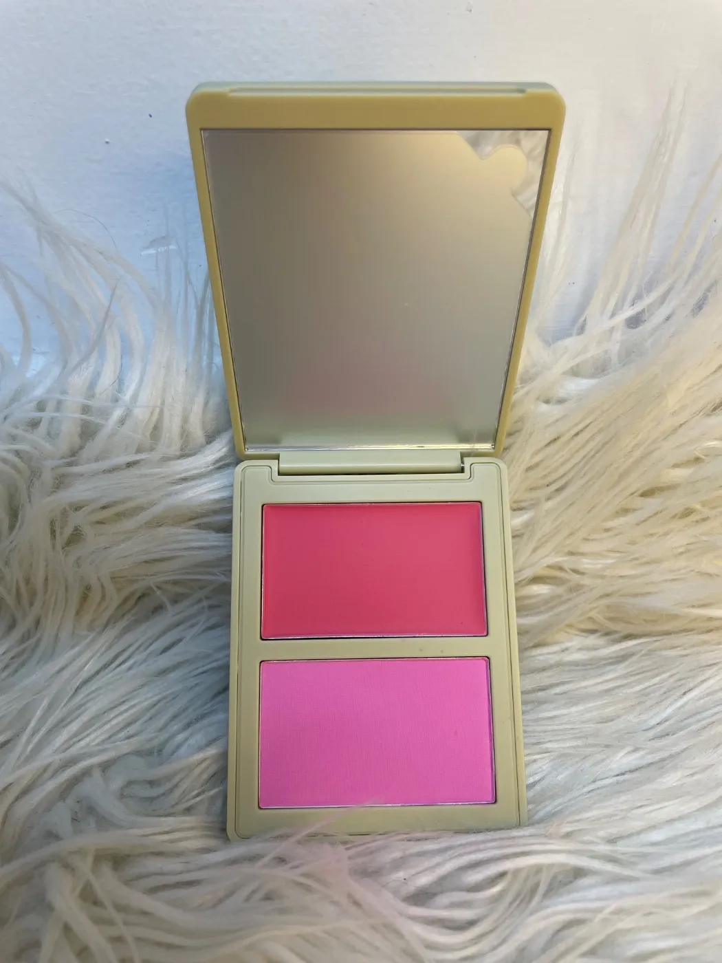 RUBOR EN DÚO ALLURE CREMA Y POLVO COMPACTO PINKCRUSH — Atenea (foto 2)